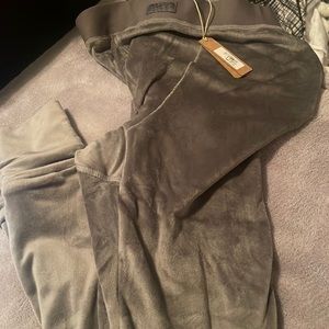 Skims Velour leggings